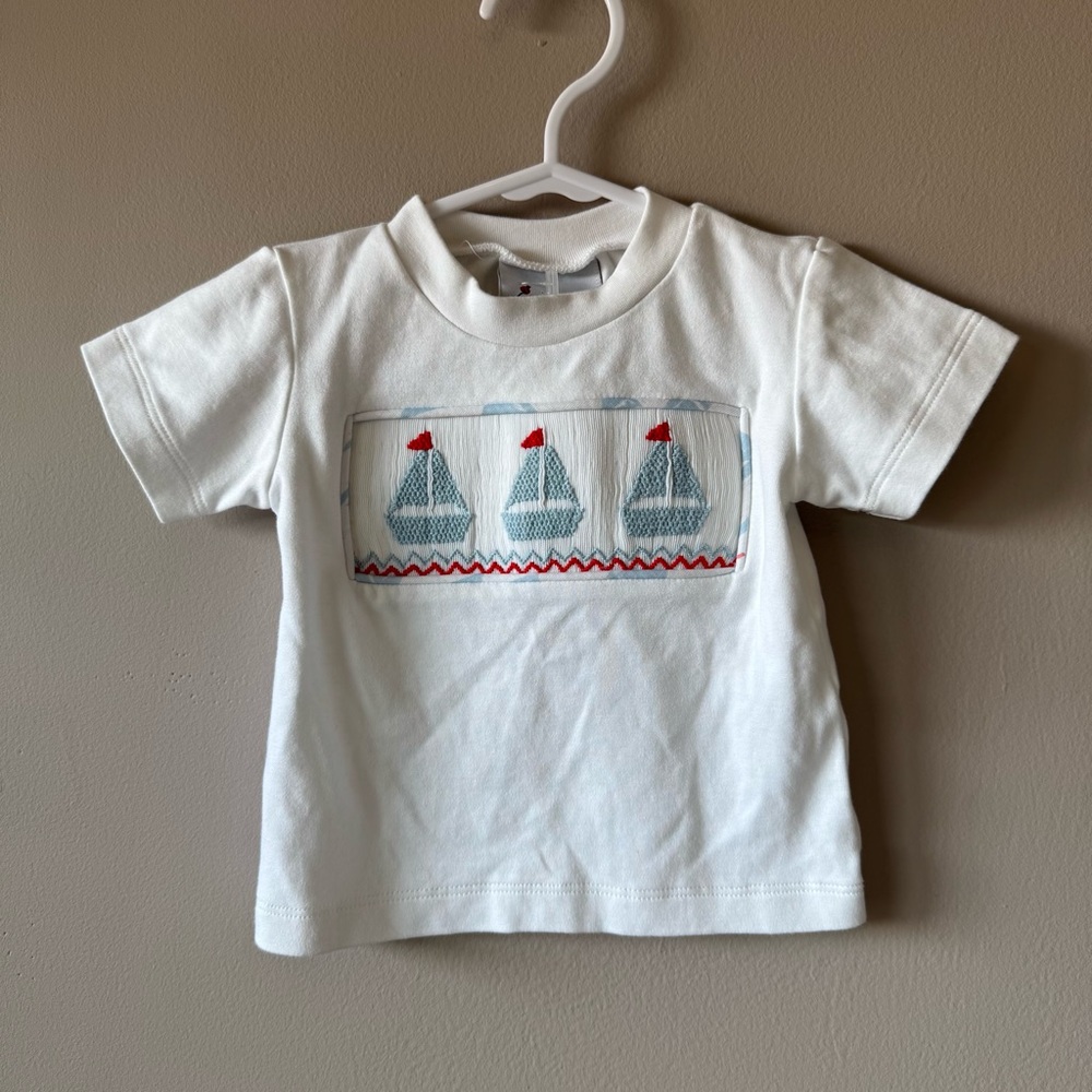 Delaney Smocked Sailboat White T-Shirt 100% Cotton Size 3‎ Months